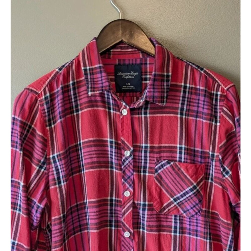 American Eagle Womens Flannel Shirt Large L Red Purple Plaid Button Down Top
